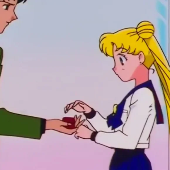 🌙 Sailor Moon Heart Ring - Picture 6 of 9